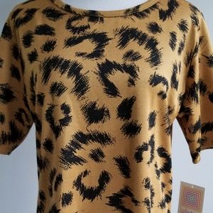 Lularoe leopard gigi